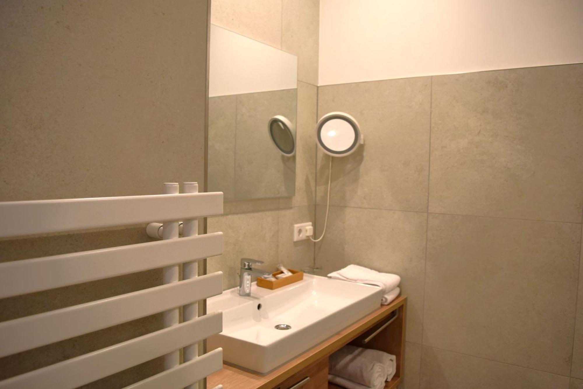 Hotel Zum Braeu Kinding Zewnętrze zdjęcie